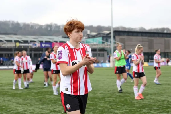 Women's Milly Mott signs new contract | Southampton FC | News