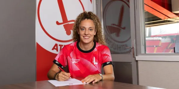 Paula Partido joins the Addicks!