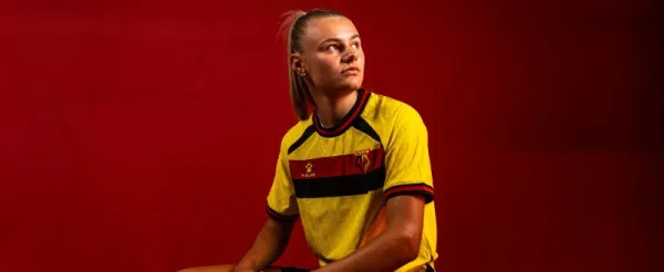 Women: Golden Girls Sign Bailey