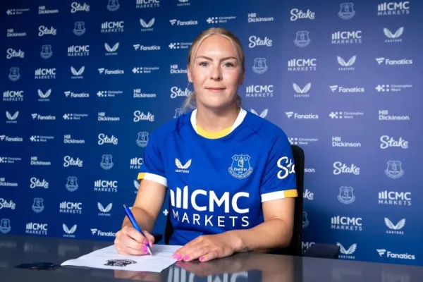 Everton Sign Versatile Forward Rantala