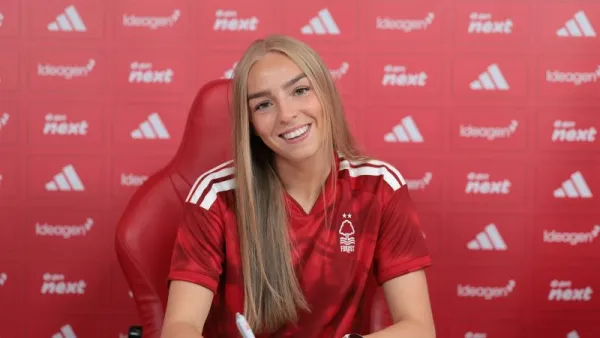 THOMAS JOINS FOREST WOMEN ON LOAN