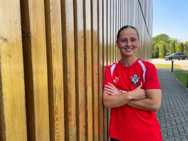 Women seal Libbi McInnes signing | Southampton FC | News