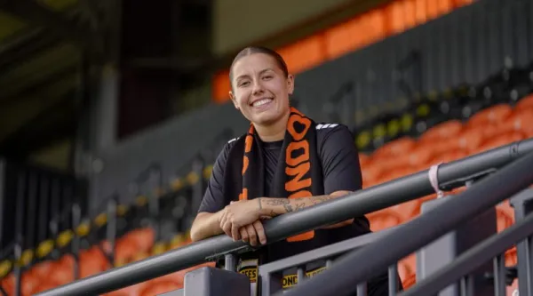 RUBIE SMITH JOINS THE BEES