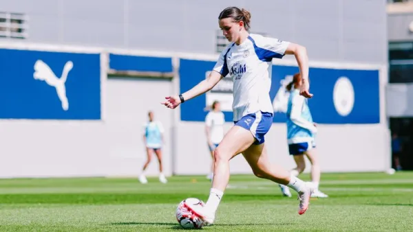 Murphy makes Aston Villa loan switch